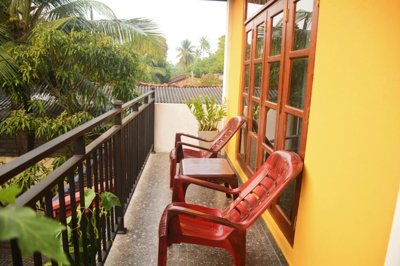 Ayubowan Homestay Katunayaka Buitenkant foto