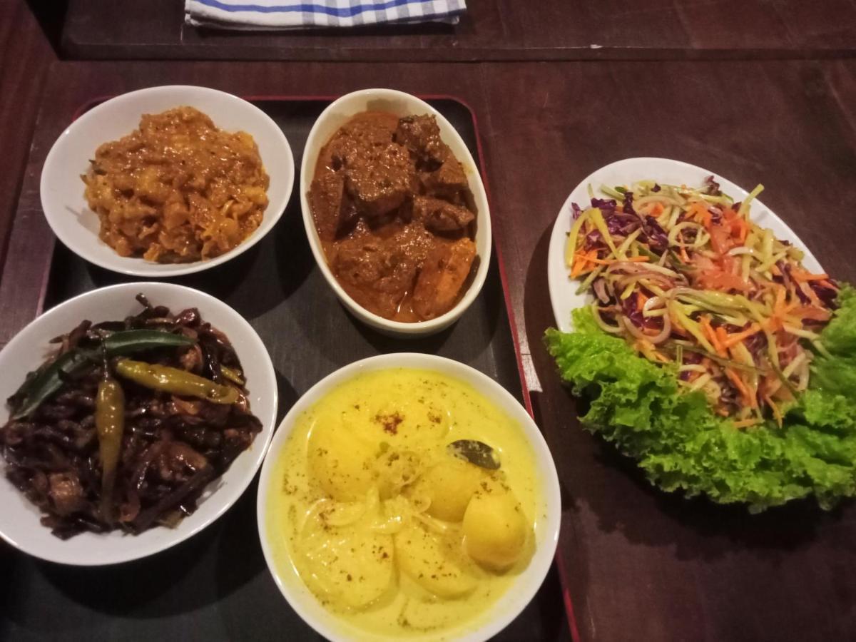 Ayubowan Homestay Katunayaka Buitenkant foto