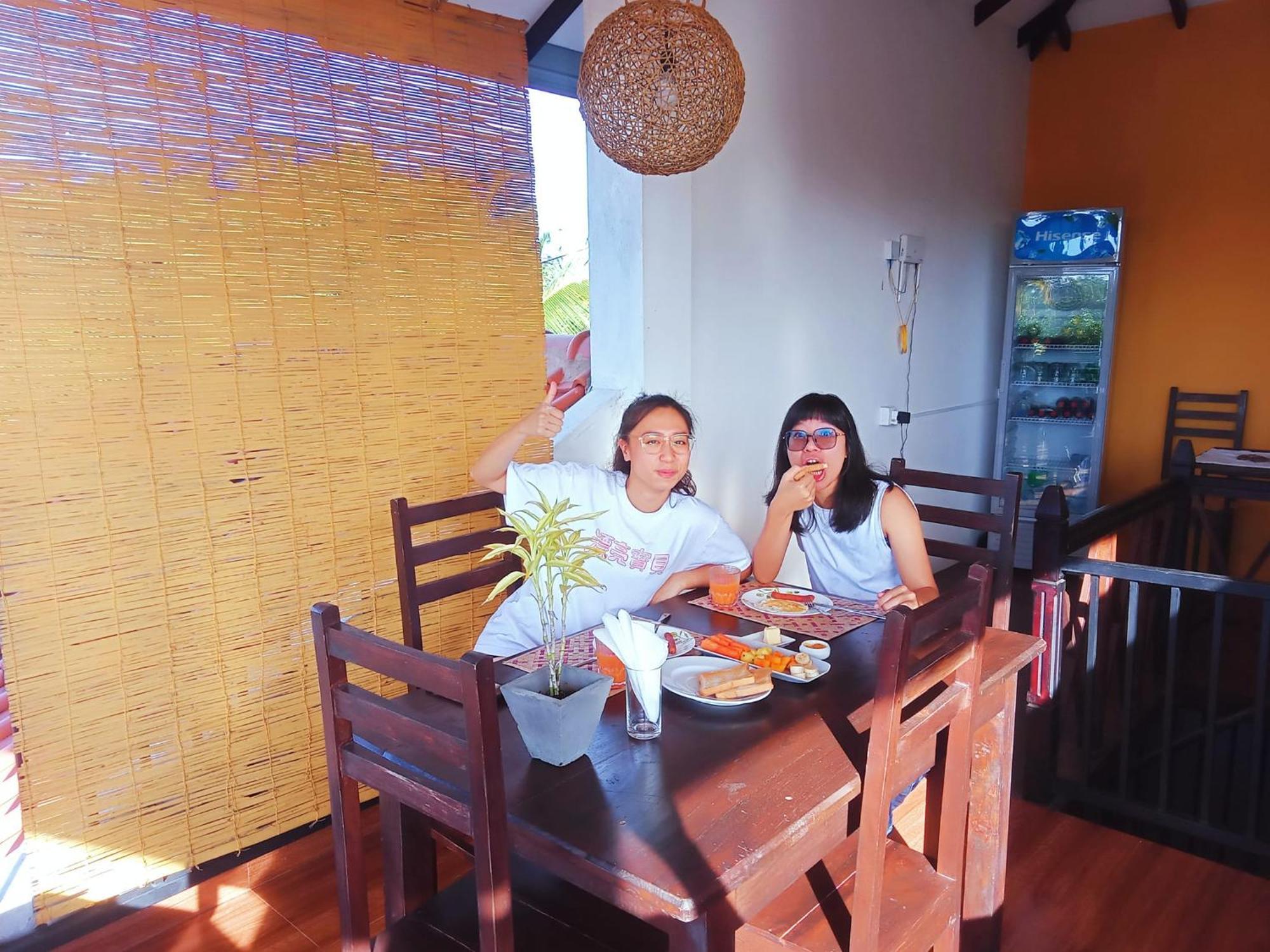 Ayubowan Homestay Katunayaka Buitenkant foto
