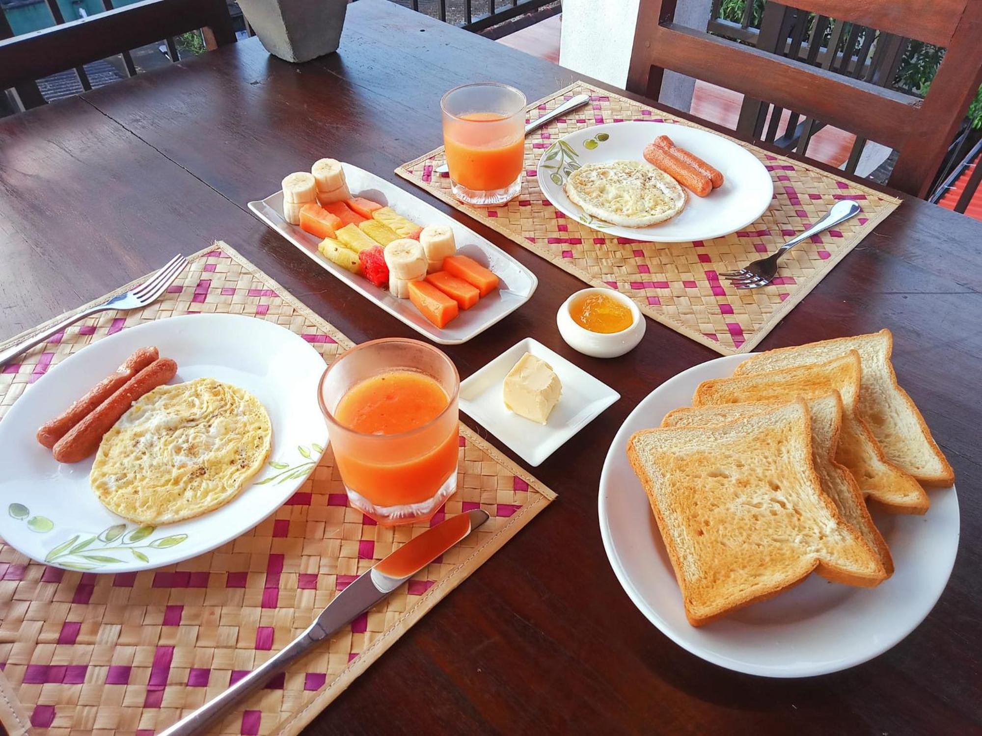 Ayubowan Homestay Katunayaka Buitenkant foto