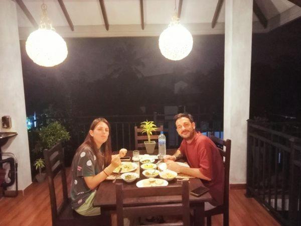 Ayubowan Homestay Katunayaka Buitenkant foto